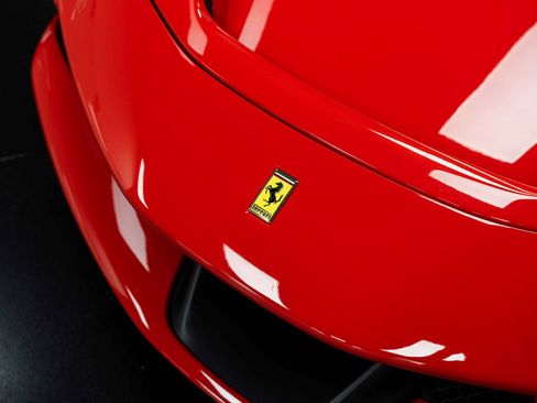 Used 2021 Ferrari SF90 Stradale image 9