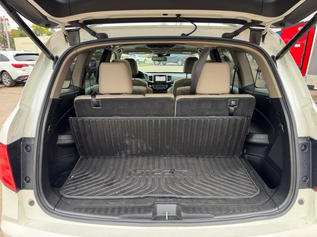 Used 2017 Honda Pilot Elite image 25