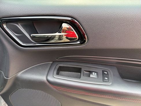 Used 2024 Dodge Durango GT image 33