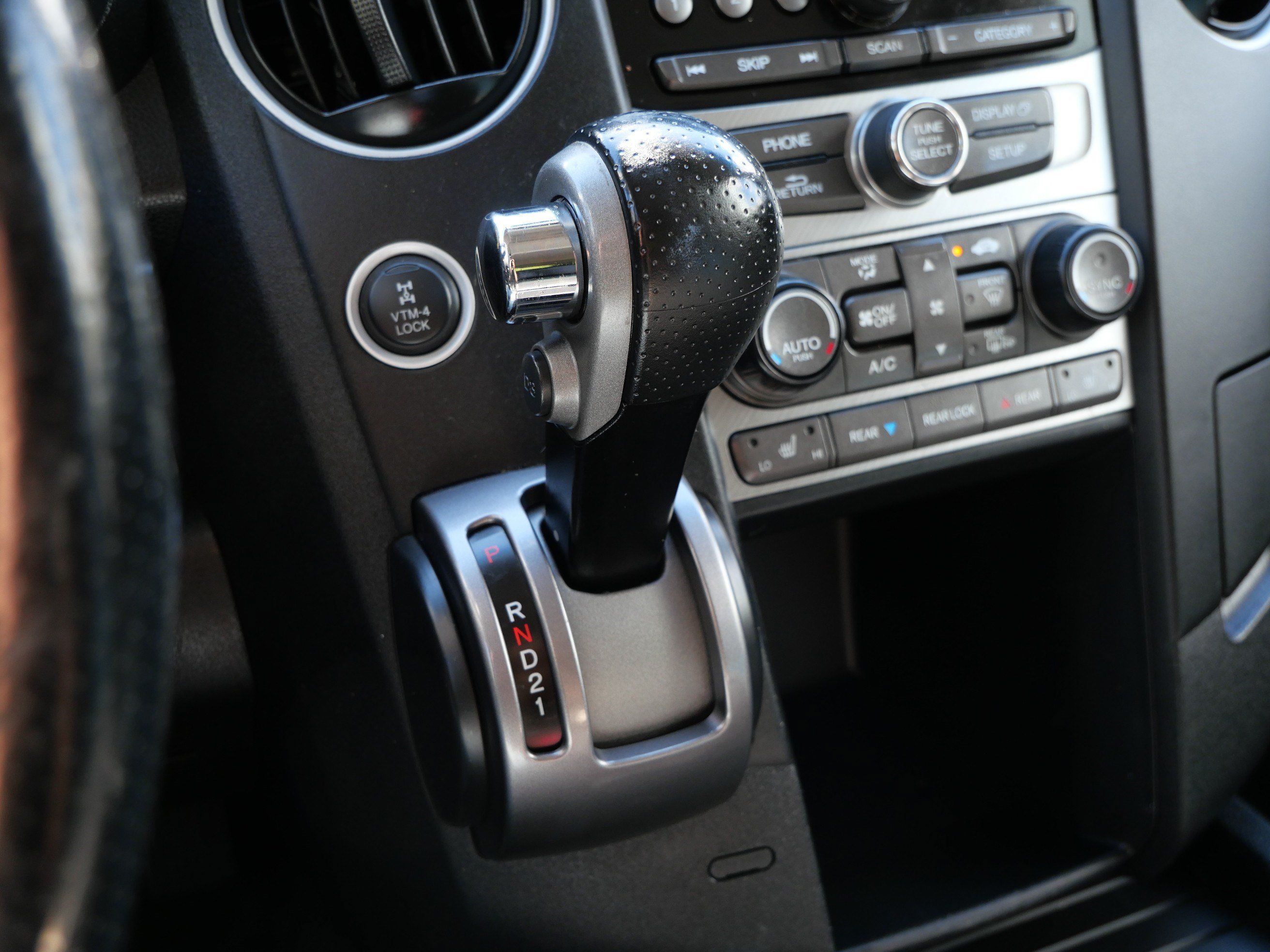 Used 2014 Honda Pilot EX-L image 24
