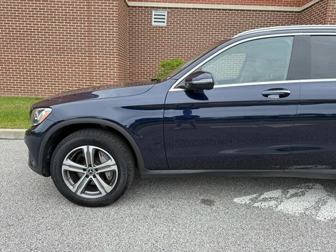 Used 2018 Mercedes-Benz GLC 300 4MATIC image 8