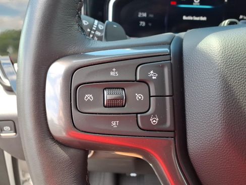 Certified 2025 Chevrolet Silverado 1500 High Country AWD/4WD image 19