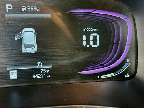 Used 2025 Kia Soul LX w/ LX Technology Package image 19