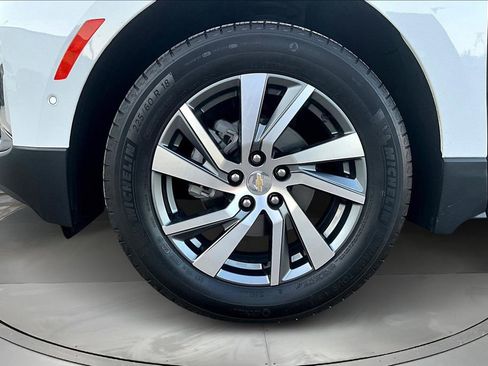 Certified 2024 Chevrolet Equinox Premier image 33