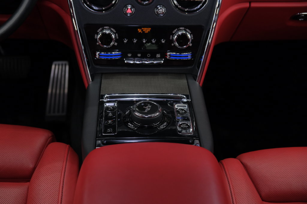 Used 2022 Rolls-Royce Cullinan AWD/4WD image 54