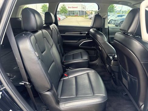 Used 2025 Kia Telluride S AWD/4WD image 12