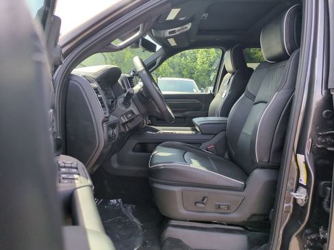 New 2026 RAM 2500 Limited AWD/4WD image 12