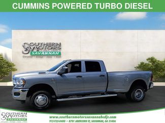 Used 2024 RAM 3500 Tradesman w/ Chrome Appearance Group AWD/4WD video 1