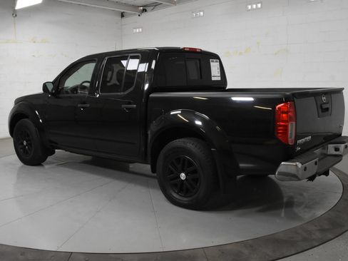 Used 2021 Nissan Frontier SV RWD image 10