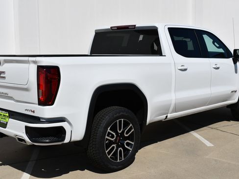 New 2026 GMC Sierra 1500 AT4 AWD/4WD image 7