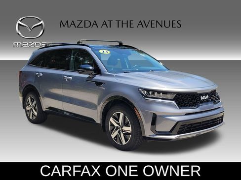 Used 2023 Kia Sorento S w/ Panoramic Sunroof Package FWD image 3