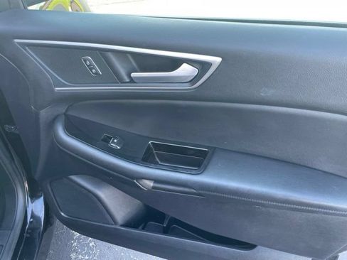 Used 2019 Ford Edge SEL w/ Equipment Group 201A AWD/4WD image 49