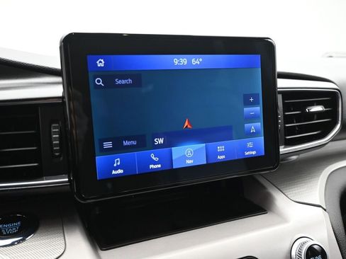 Used 2023 Ford Explorer XLT w/ Equipment Group 202A image 15