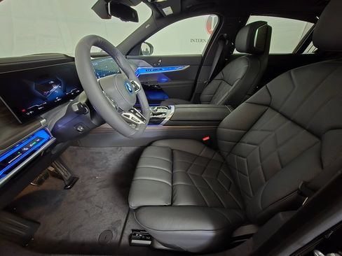 New 2026 BMW i7 xDrive60 AWD/4WD image 15