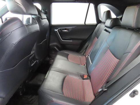 Used 2022 Toyota RAV4 XSE w/ Weather Package AWD/4WD image 33