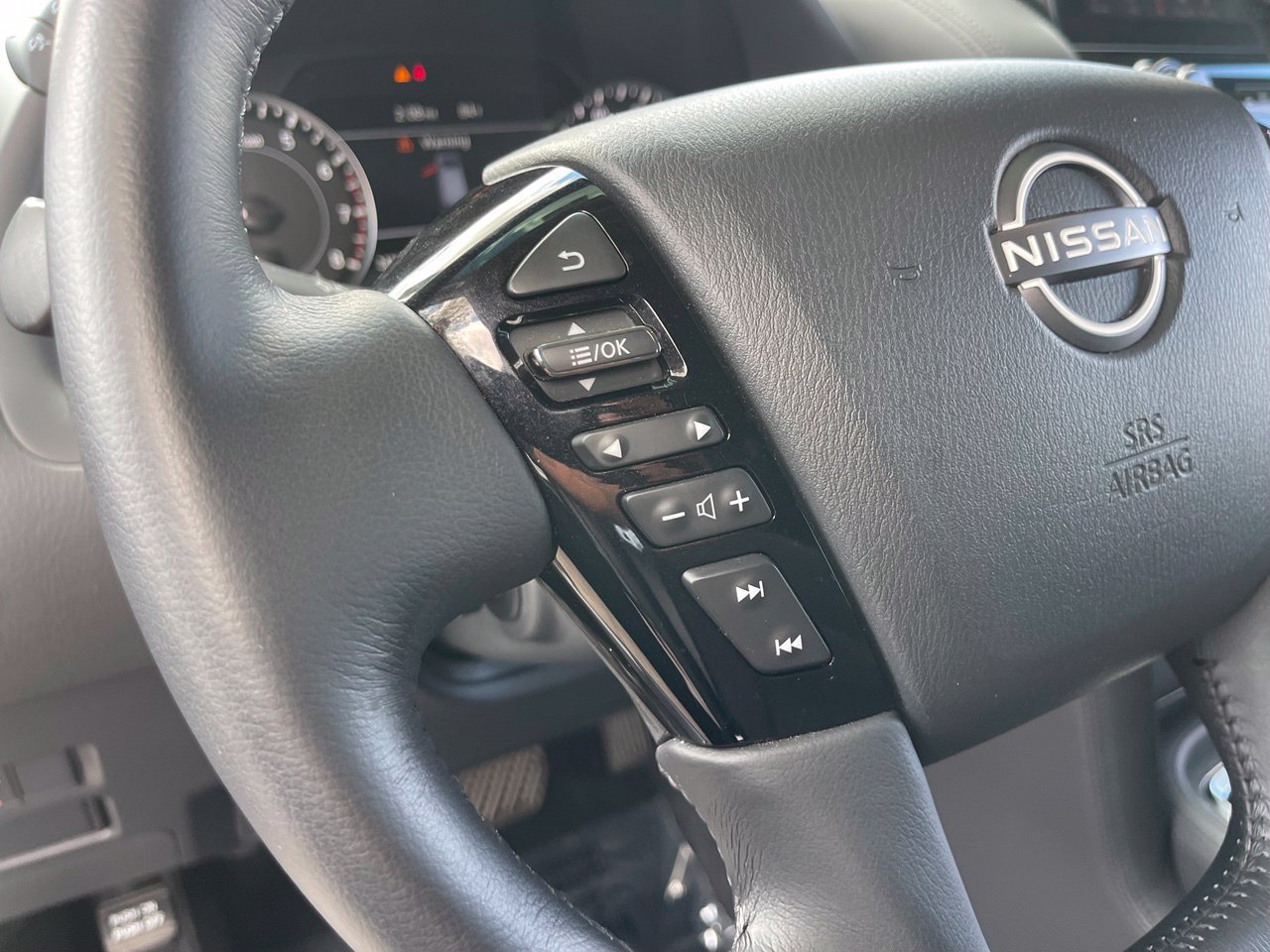 Certified 2023 Nissan Armada S RWD image 27