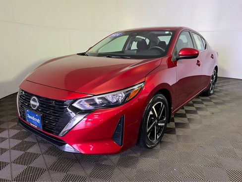 Certified 2024 Nissan Sentra SV FWD image 3