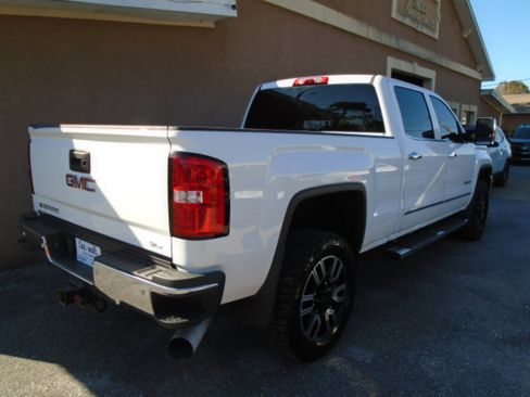 Used 2015 GMC Sierra 2500 SLT w/ Duramax Plus Package image 6