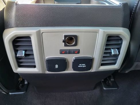 Used 2018 Ford F150 Lariat w/ Equipment Group 502A Luxury AWD/4WD image 24