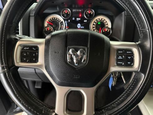 Used 2014 RAM 1500 Laramie AWD/4WD image 13
