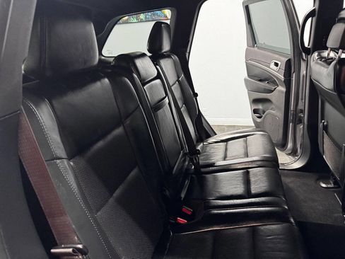 Used 2020 Jeep Grand Cherokee Limited w/ Luxury Group II image 48