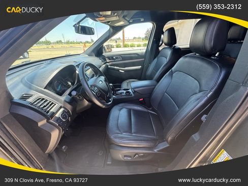 Used 2018 Ford Explorer XLT w/ Equipment Group 202A FWD image 9