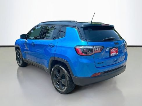 Used 2021 Jeep Compass Latitude w/ Sun and Sound Group AWD/4WD image 8