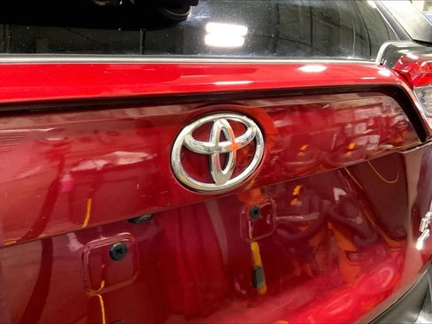 Used 2023 Toyota RAV4 LE AWD/4WD image 31