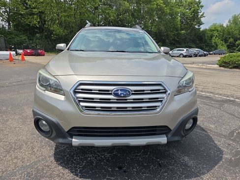 Used 2016 Subaru Outback 2.5i Limited AWD/4WD image 4