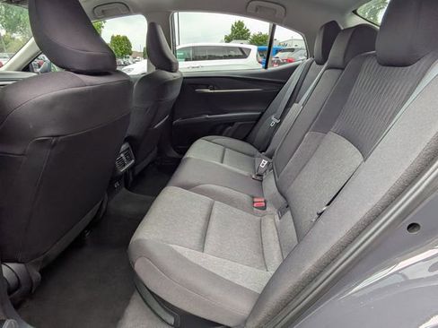 Used 2025 Toyota Camry LE FWD image 14