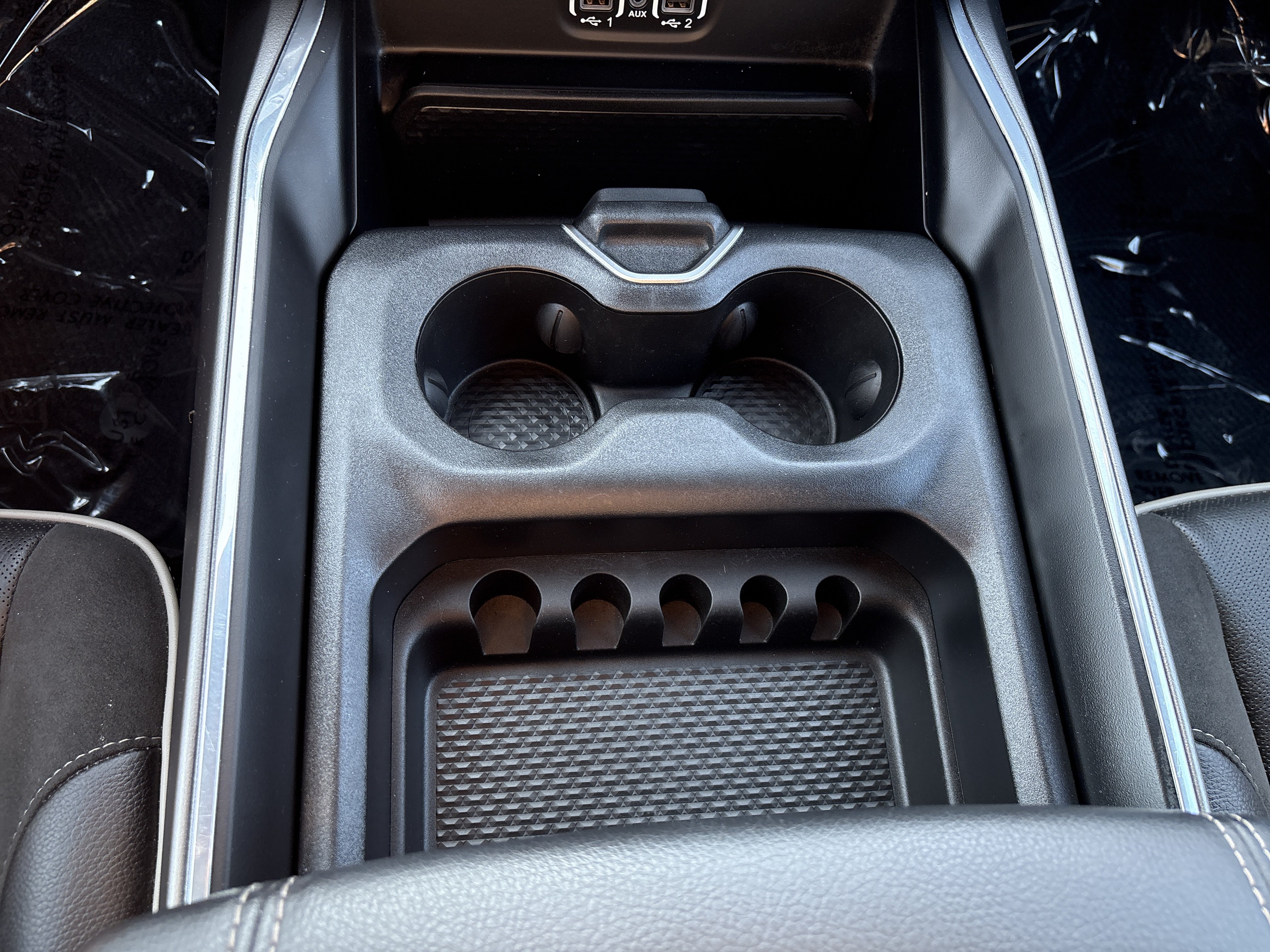 Used 2023 RAM 1500 Laramie AWD/4WD image 29