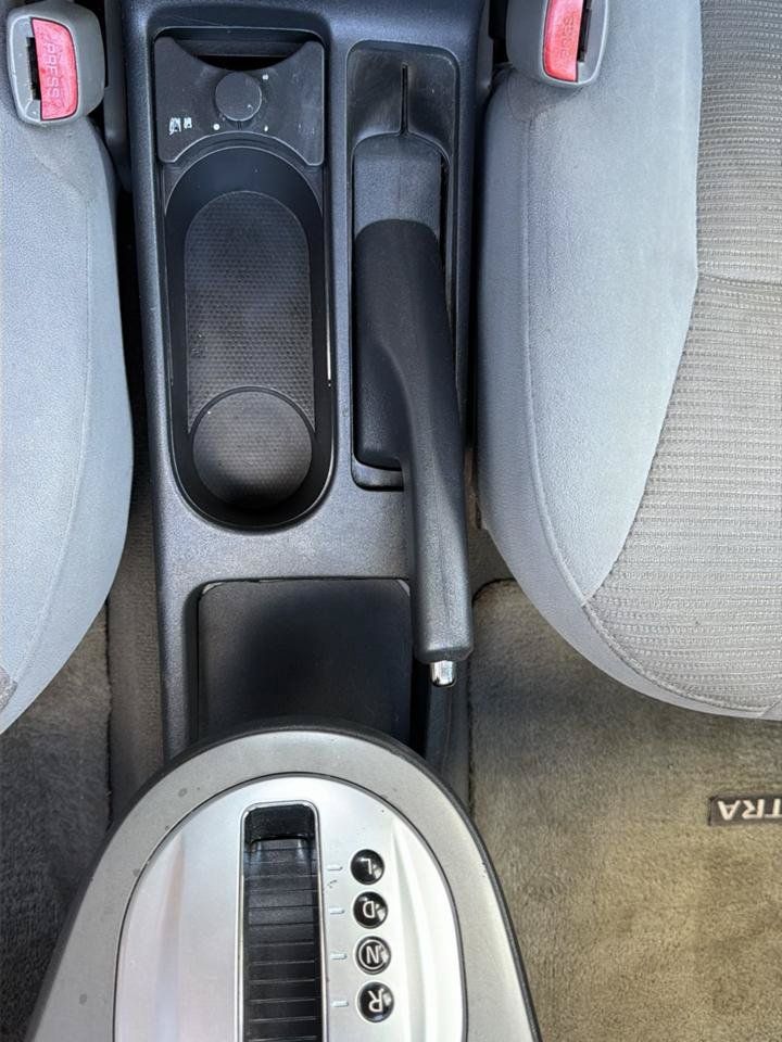 Used 2011 Nissan Sentra 2.0 S FWD image 39