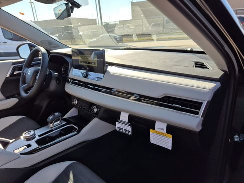 New 2026 Mitsubishi Outlander SE FWD image 62