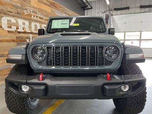 New 2026 Jeep Wrangler Unlimited Rubicon AWD/4WD image 7