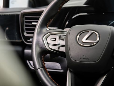 Used 2023 Lexus NX 250 FWD w/ Towing Package (2000 Lbs) image 22