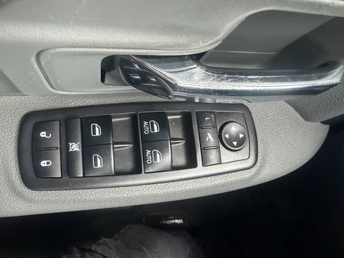 Used 2017 RAM 1500 Big Horn image 24