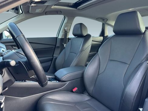 Certified 2025 Honda Accord EX-L image 5