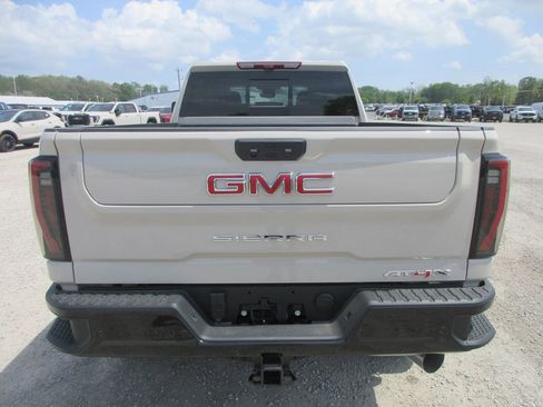 New 2026 GMC Sierra 2500 AT4X AWD/4WD image 5