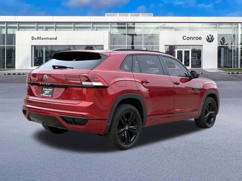 Used 2023 Volkswagen Atlas Cross Sport SEL R-Line image 5