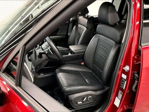 Used 2025 Hyundai Santa Fe Limited FWD image 23