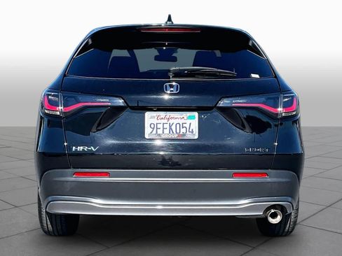 Used 2023 Honda HR-V Sport image 4