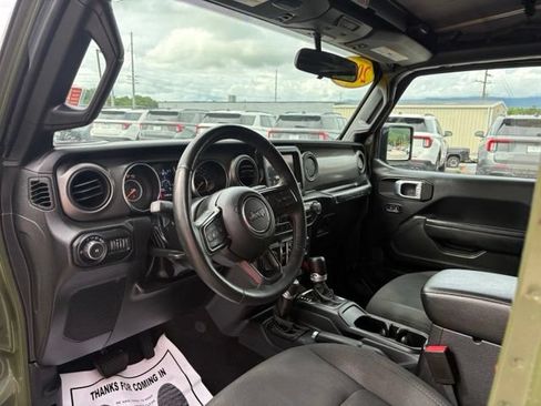 Used 2022 Jeep Wrangler Unlimited Sport AWD/4WD image 3