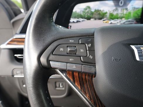 Used 2021 Cadillac Escalade Premium Luxury w/ LPO, Illumination Package image 27