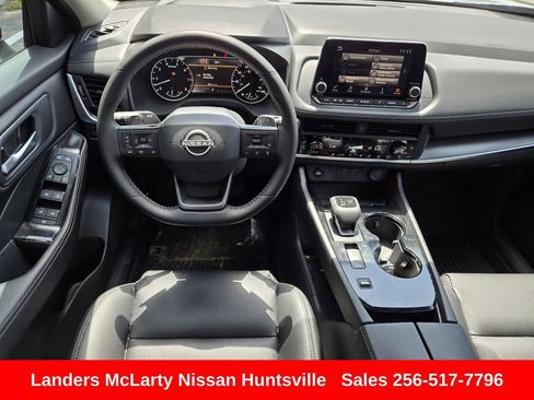 Used 2026 Nissan Rogue SV w/ Cold Weather Package FWD image 15