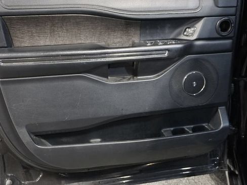 Used 2019 Ford Expedition Limited AWD/4WD image 10
