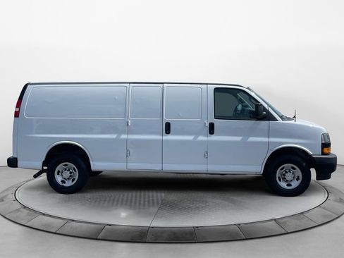Used 2021 Chevrolet Express 2500 Extended w/ Driver Convenience Package RWD image 6