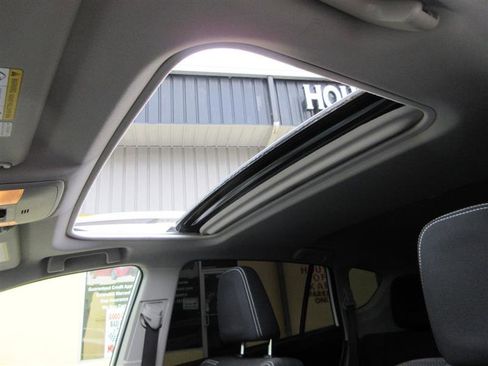 Used 2017 Toyota RAV4 XLE w/ All Weather Liner Package image 22