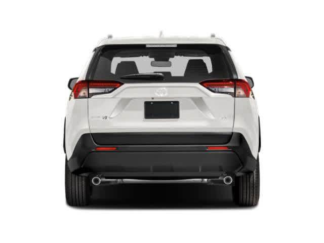 Used 2021 Toyota RAV4 LE FWD image 6