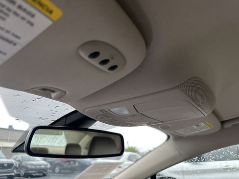 Used 2019 Ford Fusion SEL FWD image 12