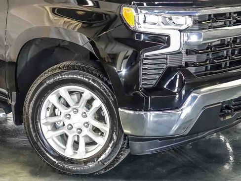 Certified 2024 Chevrolet Silverado 1500 LT AWD/4WD image 4